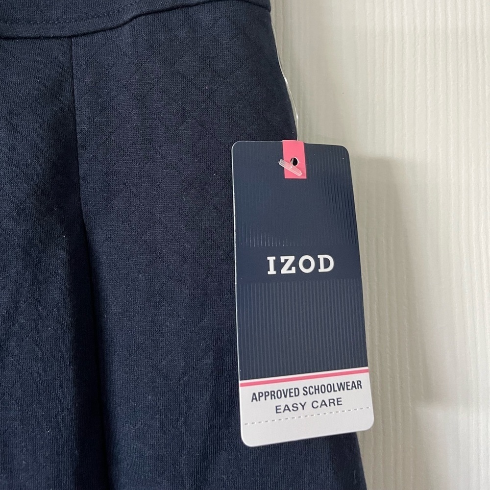 NWT, size 14 navy pull on uniform skort by IZOD - Picture 2 of 10